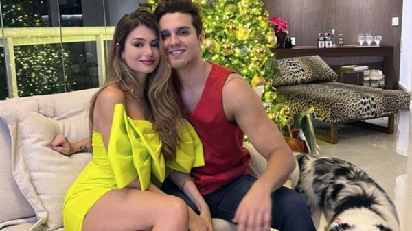 Luan Santana e Izabella Cunha na noite de Natal (Instagram)