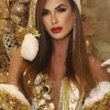 Nicole Bahls encantou seguidores vestida de Mamãe Noel neste Natal