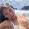 Vanessa Lopes esbanja beleza nas areias de Noronha em sequência de registros (Instagram)