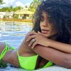 Brunna Gonçalves eleva clima e destaca beleza em registro na piscina (Instagram)