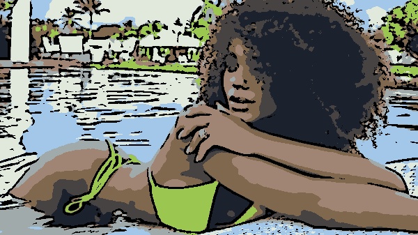 Brunna Gonçalves eleva clima e destaca beleza em registro na piscina (Instagram)