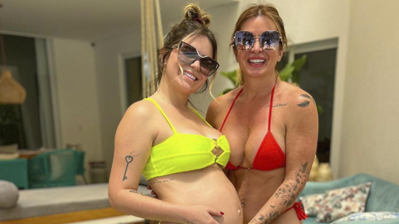 Viviane Felício em registro com a filha Viih Tube (Instagram)
