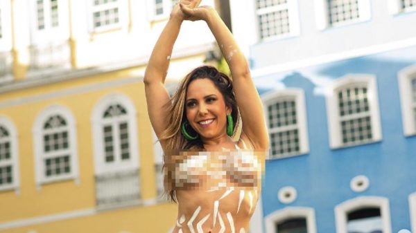 Mulher Melão para as ruas de Salvador em ensaio pré-carnaval (Instagram)