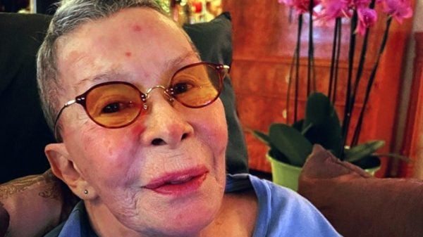 Rita Lee recebeu alta do hospital após oito dias de internação