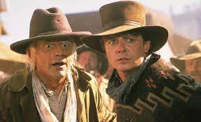 Michael J Fox e Christopher Lloyd no velho oeste em cena de "De Volta Para o Futuro III" (Divulgação)