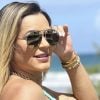 Deolane Bezerra compartilha clique na piscina e ganha elogios dos seguidores (Instagram)