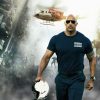 Dwayne The Rock Johnson em cena do filme San Andreas (Reproducão)