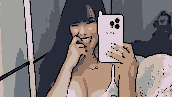 Juliana Bonde causa furor nos seguidores empinando de calcinha nos stories
