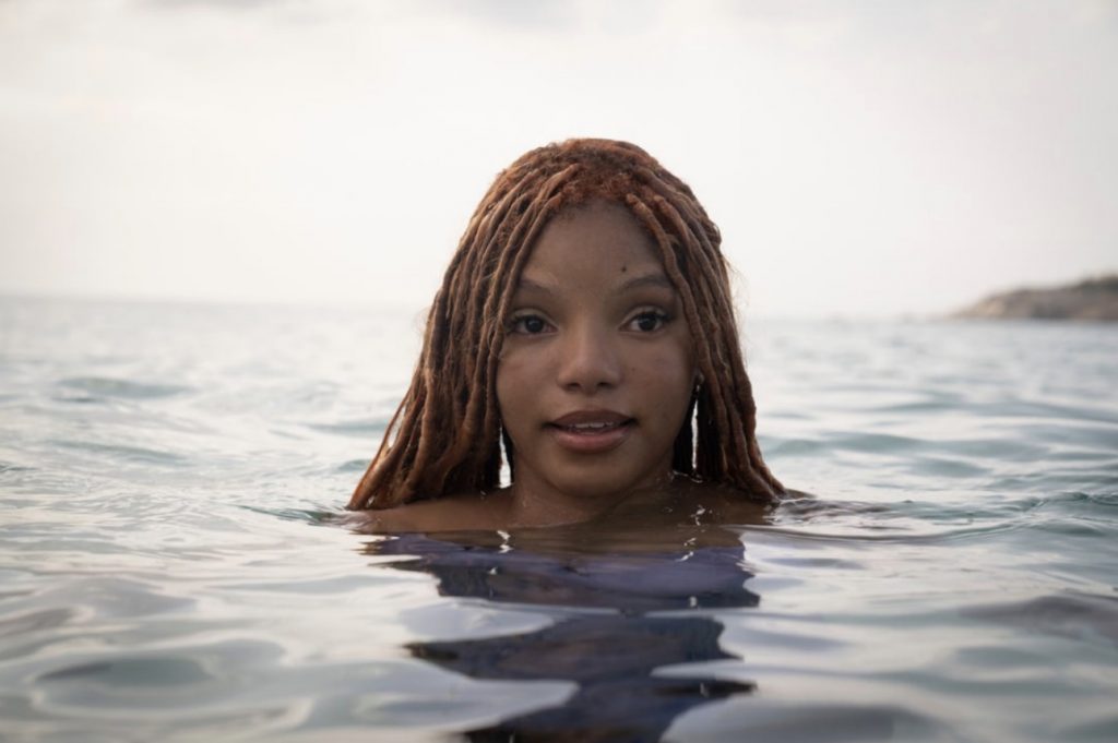 Halle Bailey interpreta Ariel