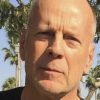 O ator Bruce Willis sofre de uma doença neurológica incurável
