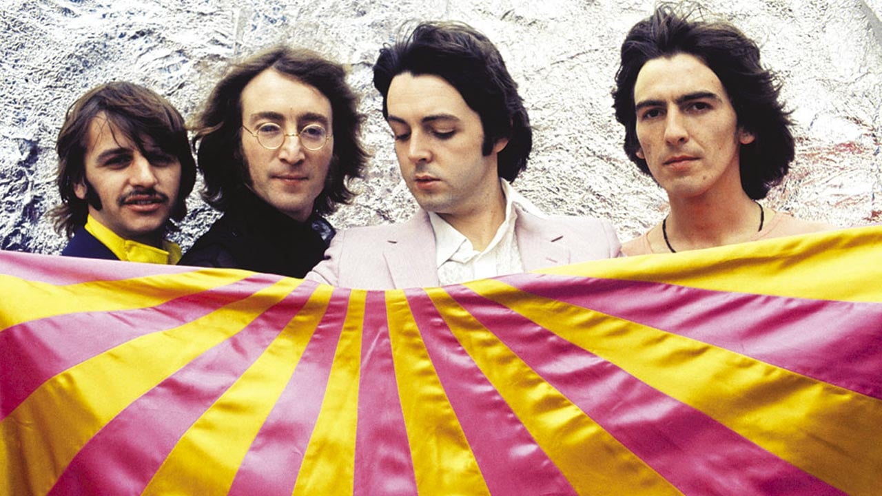 Os Beatles anunciaram o lançamento de uma faixa inédita: "Now And Then"