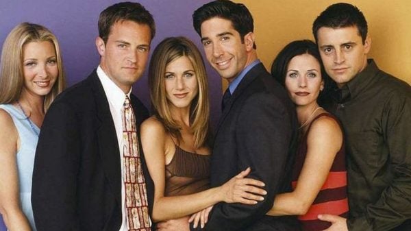 Colegas de Mathew Perry na série Friends emitiram primeiro comunicado sobre morte do amigo