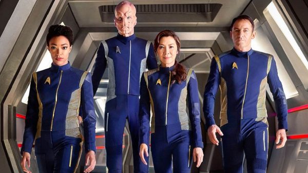 A premiada Michelle Yeoh vive a capitã Philippa Georgiou em Star Trek Discovery (Foto: Michael Gibson/CBS)