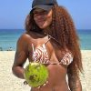 Patrícia Ramos deixa seguidores boquiabertos com sua beleza na praia