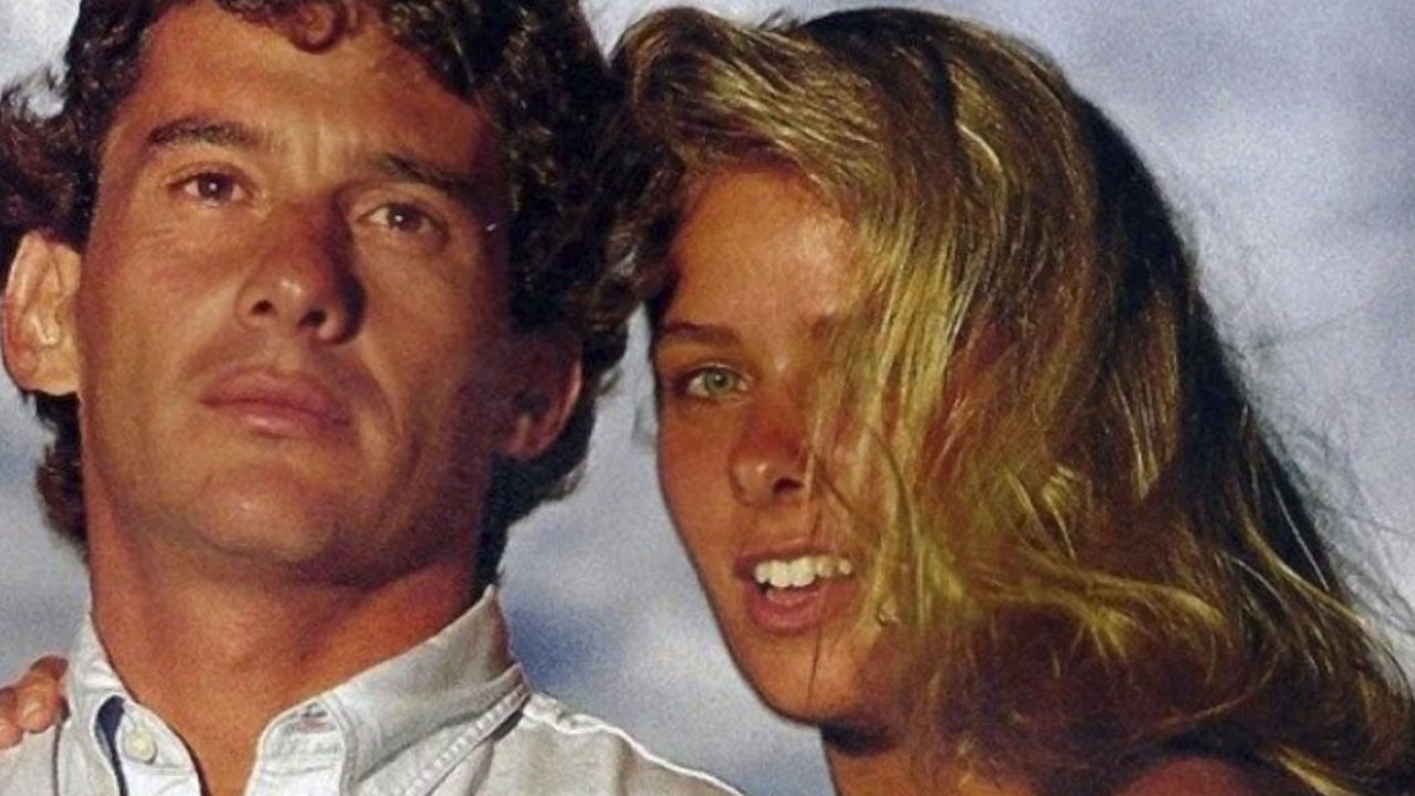 Adriane Galisteu relembrou detalhes do relacionamento com Ayrton Senna em entrevista exclusiva