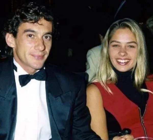 Adriane Galisteu em registro da época que namorava Ayrton Senna