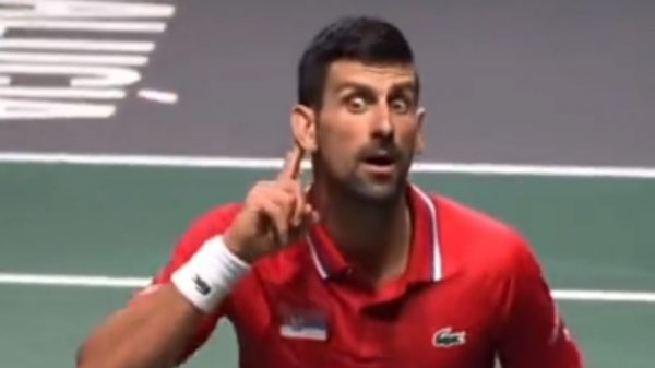 Djokovic respondeu a pressão da torcida
