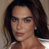 Luxo e beleza: Mariana Goldfarb arrasa em look all white avaliado em mais de R$ 18 mil