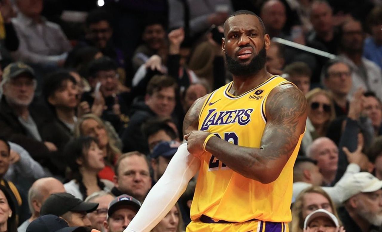 LeBron James comandou os Lakers em mais uma vitória