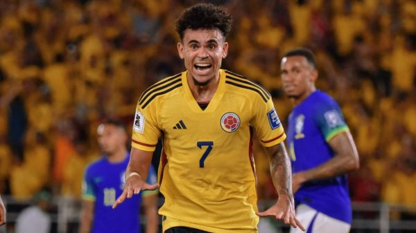 Luis Díaz brilhou com a camisa da Colômbia