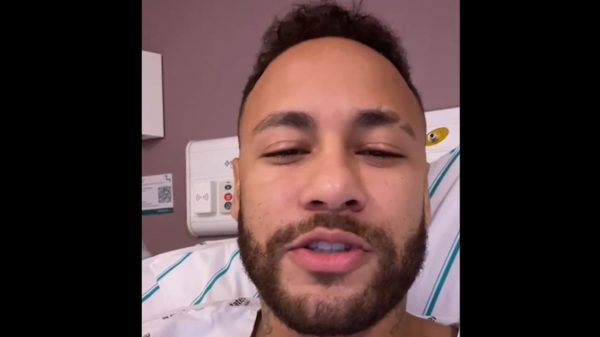 Neymar gravou vídeo ainda no hospital