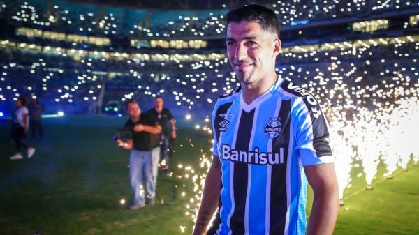 Suárez ficou apenas uma temporada no Grêmio