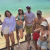 Solteiro, João Silva curte viagem a Noronha com Jade Picon e amigos