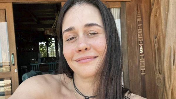 Alesssandra Negrini movimentou as redes no fim de semana com vídeo esbanjando beleza