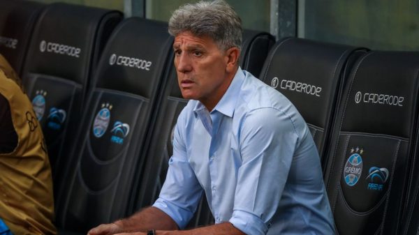 Renato Gaúcho se derreteu ao falar de Suárez