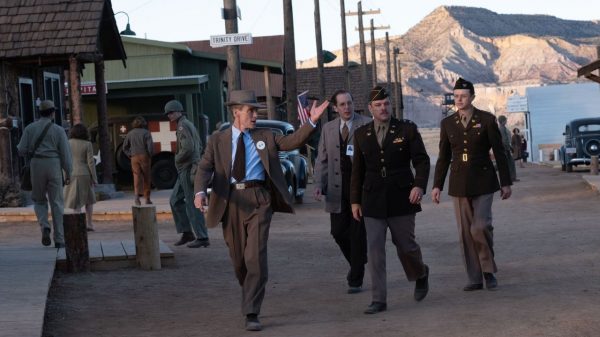 Oppenheimer segue se destacando mundo afora
