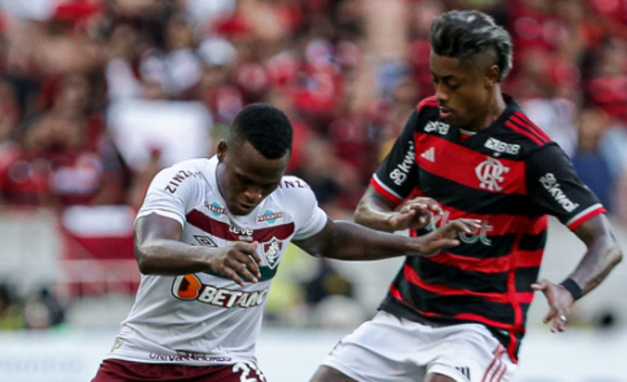 Fluminense recebe o rival Flamengo