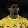 Hugo Souza teve noite de herói em classificação do Corinthians na Copa Sul-Americana